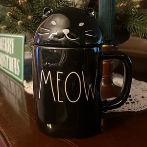 “Meow” Cat Mug W/Topper